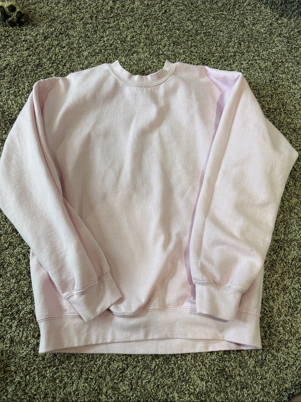 Gildan pink sweatshirt